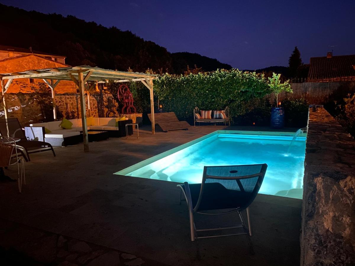 Aux Berges Du Libre Bed & Breakfast Felines-Termenes Dış mekan fotoğraf